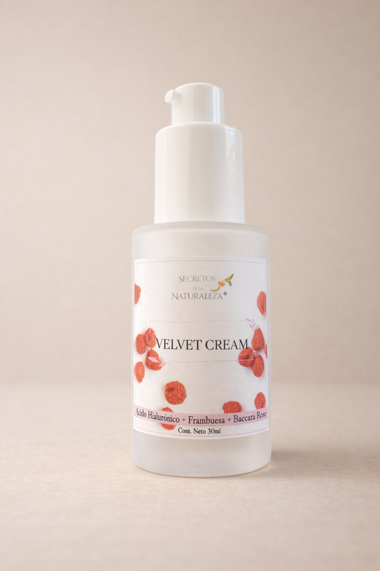 Velvet Cream con Acido Hialurónico